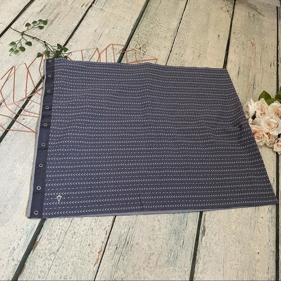 Ivivva Lululemon purple Infiniti village scarf grey striped buttons girls arrows - Picture 3 of 7